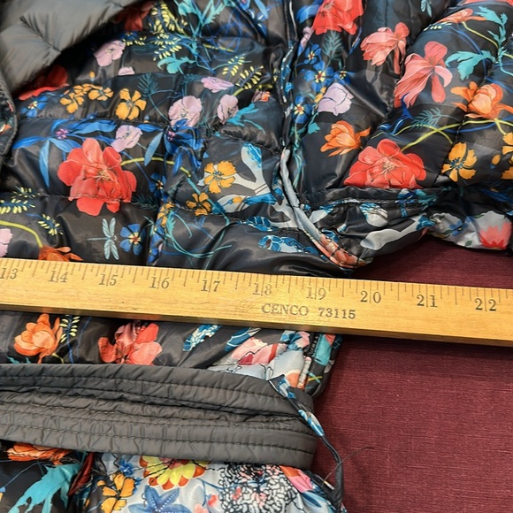 Johnny Was L Black and Red floral reversible car coat Jacket snaps pockets hood - Picture 6 of 12